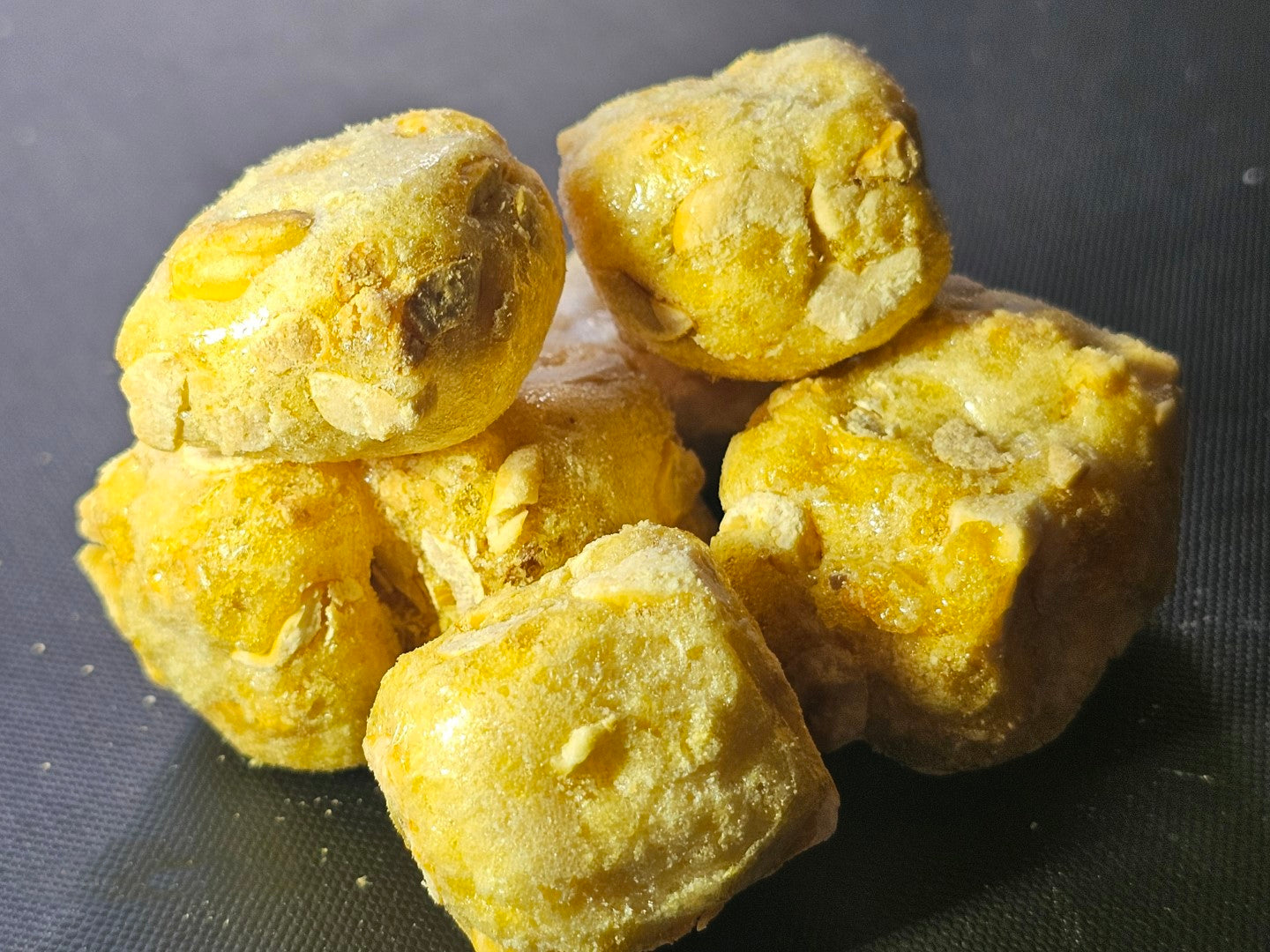 Crunchy Peaut Bites (Freeze Dried Candy)